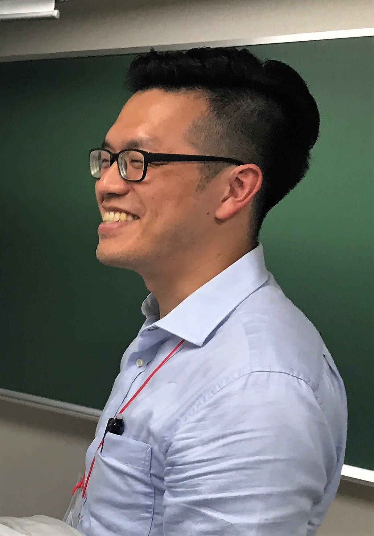 around,left,画像の説明